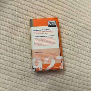 Erno Laszlo
The Famous Black Soap
50g size